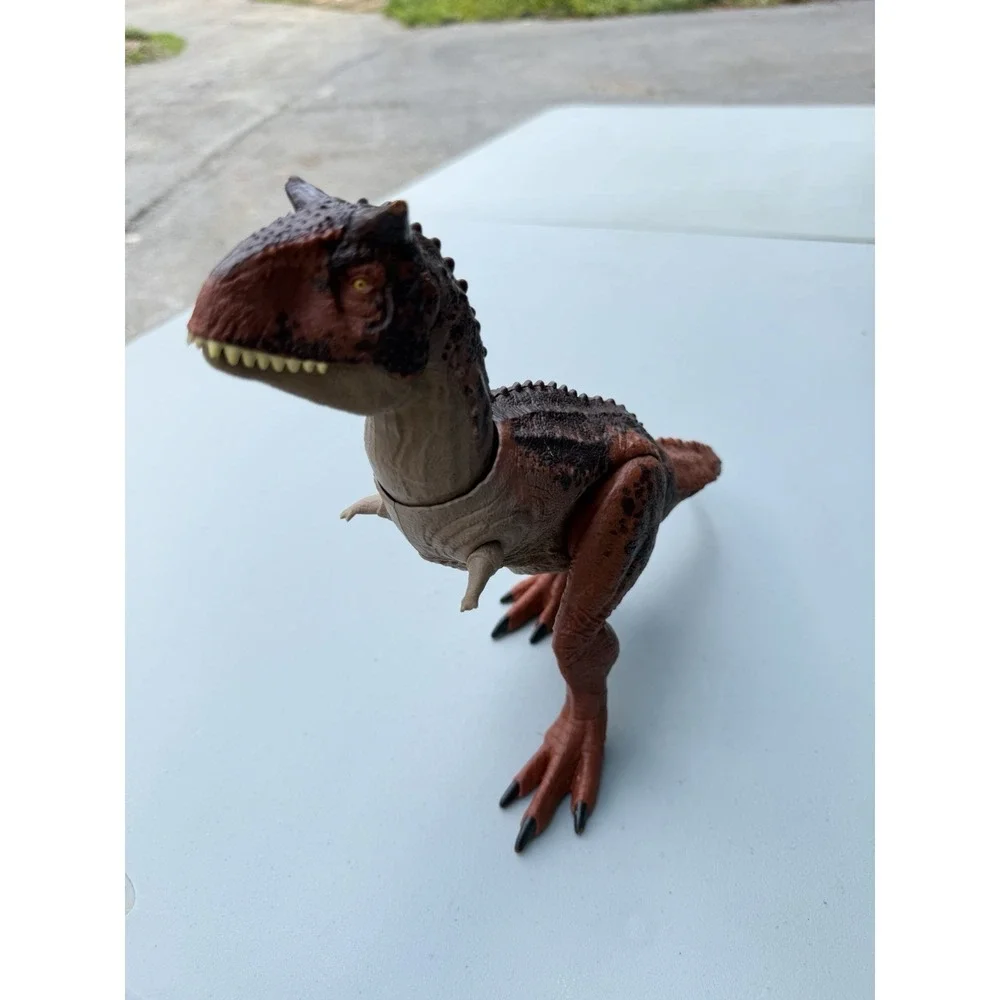 Jurassic World Dinosaur - Carnosaurus Toy